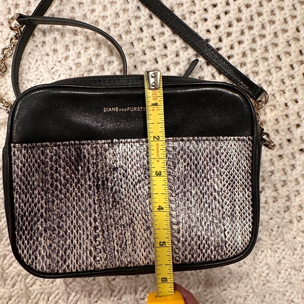 DIANE VON FURSTENBERG CROSSBODY PURSE ANIMAL PRINTER LEATHER - Picture 9 of 14